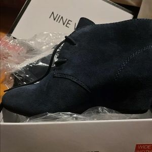 Nine West Joanis wedge booties, Size 6W Suede Navy Blue.